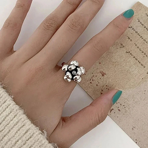 Minimalist 925 Sterling Silver Rose Flower Ring Unique Statement Ring - Picture 4 of 9